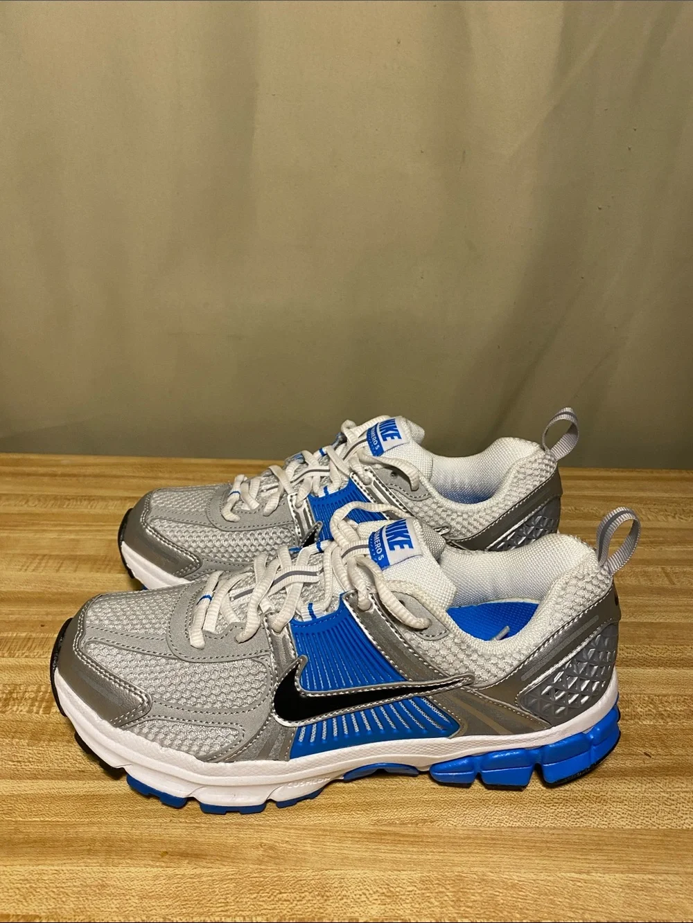 Nike Zoom Vomero 5 Photo Blue Metallic Silver HF6998-103 Sneaker 5.5Y/ W7 NWOT